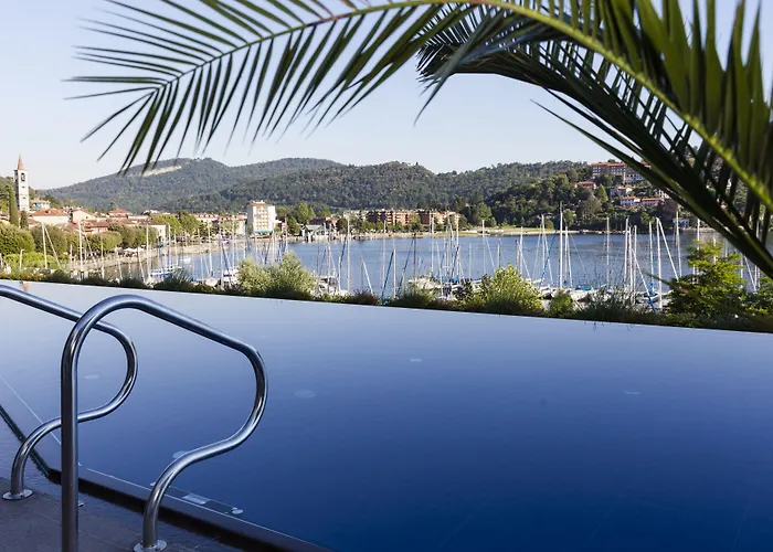 Hotel De Charme Laveno